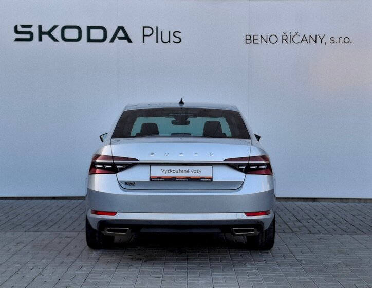 Škoda Superb Sedan 2,0 l 206 kw