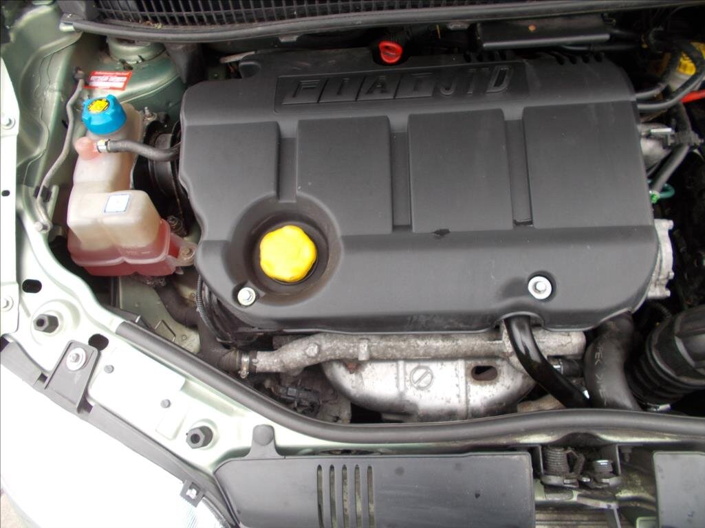 Fiat Idea Hatchback 1,9 l 74 kw