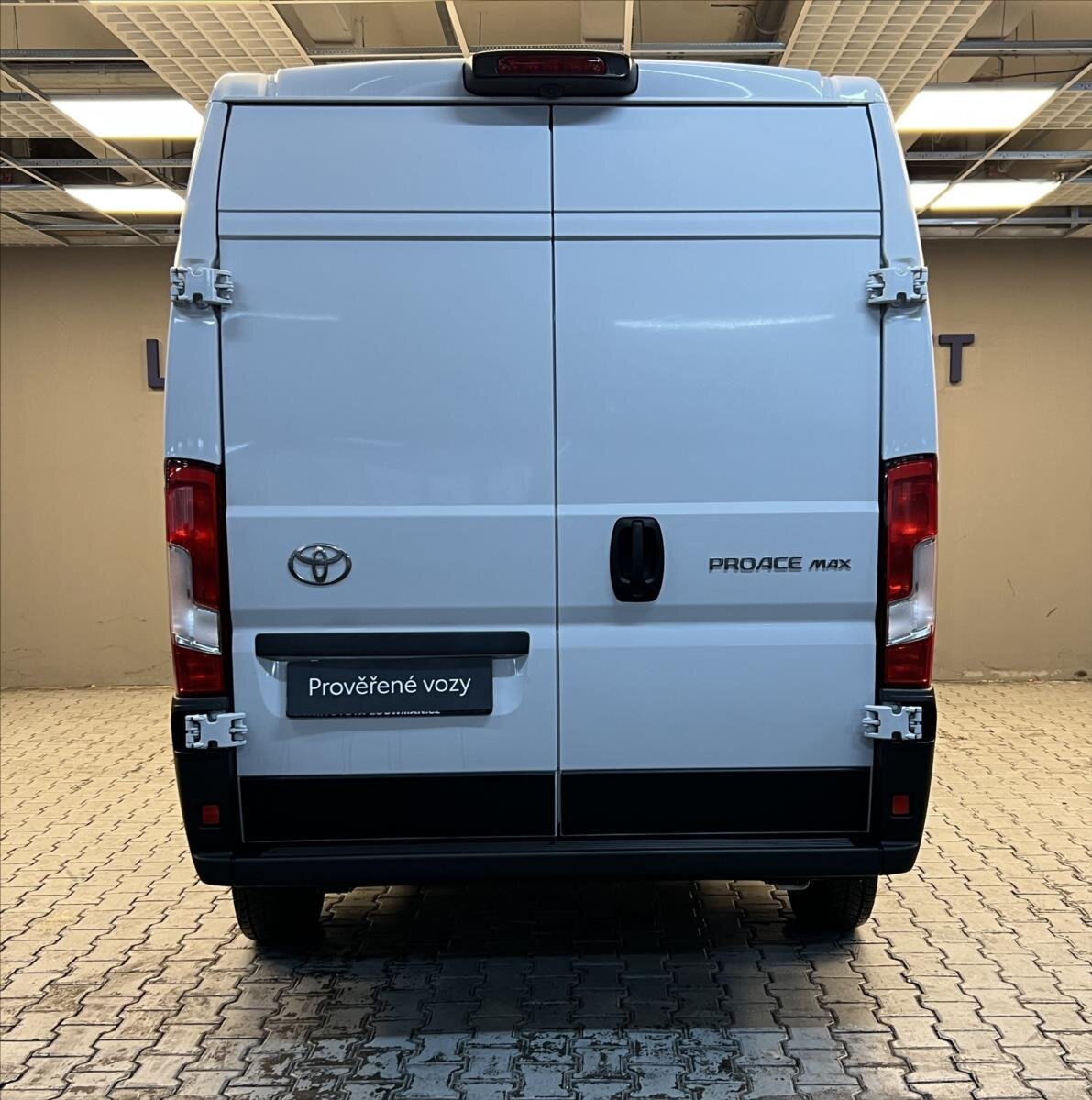 Toyota ProAce VAN-Minibus 2,2 l 103 kw