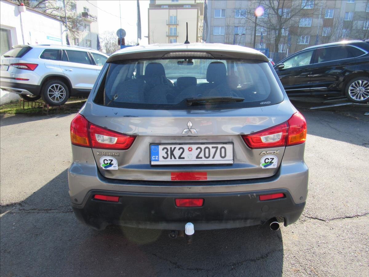 Mitsubishi ASX SUV / Terénní 1,8 l 110 kw