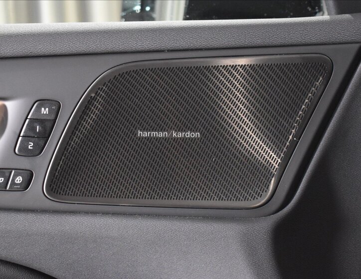 Volvo V60 Kombi 2,0 l 228 kw