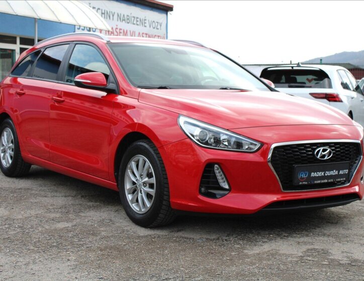 Hyundai i30 Kombi 998,0 88 kw