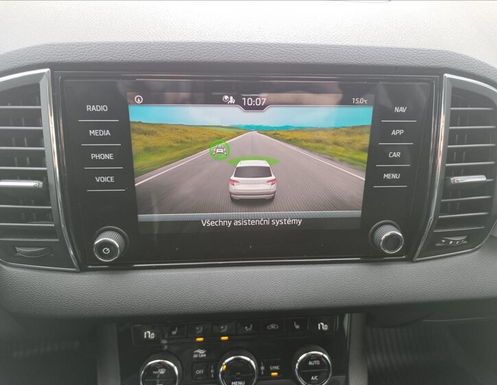 Škoda Karoq SUV / Terénní 1,5 l 110 kw