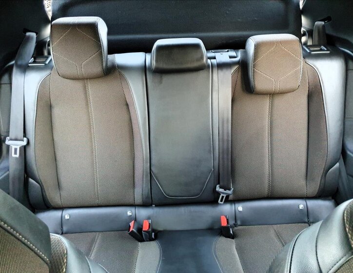 DS Automobiles DS3 Crossback SUV 1,5 l 75 kw