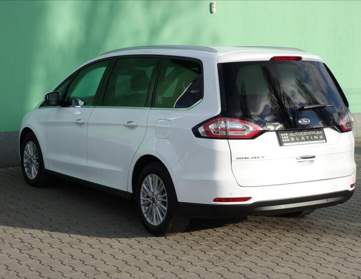 Ford Galaxy 15