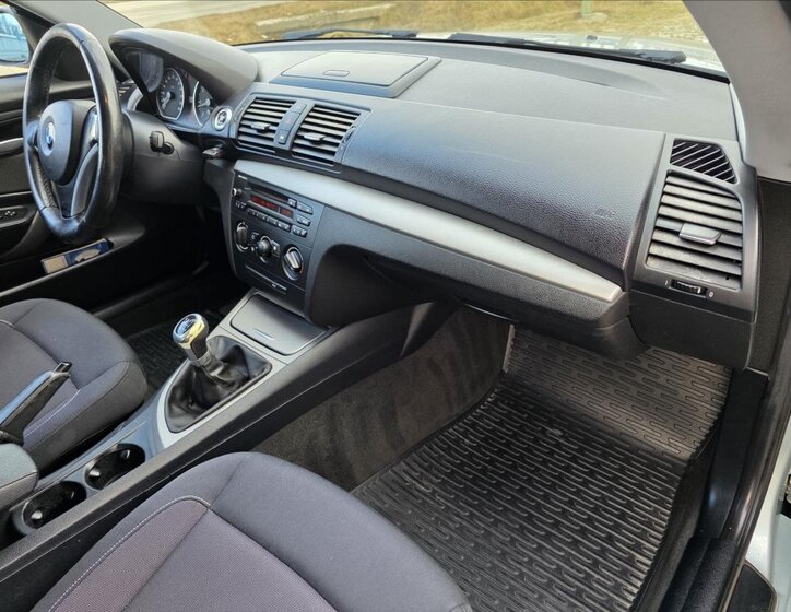 BMW Řada 1 Hatchback 2,0 l 105 kw