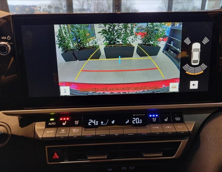 Toyota Camry Sedan 2,5 l 169 kw