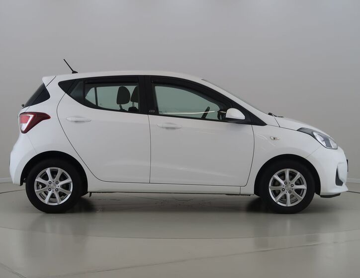 Hyundai i10 4