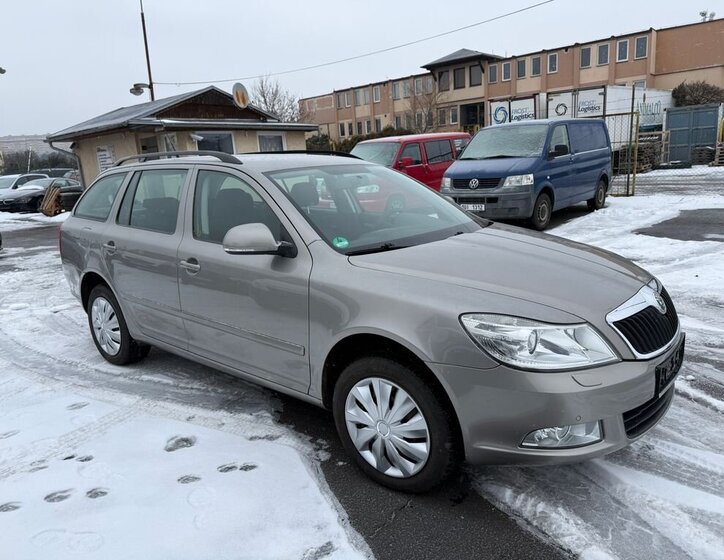 Škoda Octavia Kombi 2,0 l 103 kw
