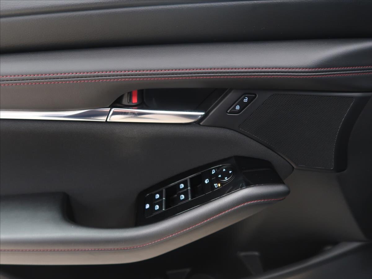 Mazda 3 Hatchback 2,0 l 110 kw