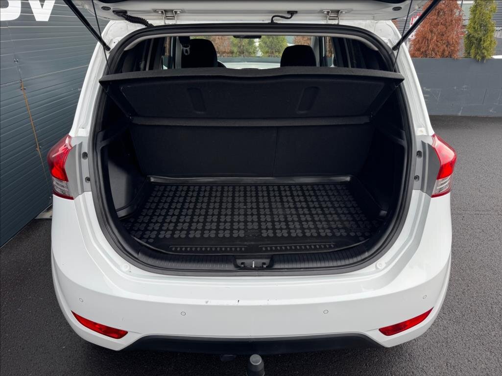 Hyundai ix20 MPV 1,4 l 66 kw