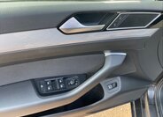 Volkswagen Passat Kombi 1,5 l 110 kw