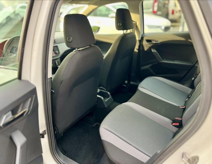 Seat Arona 14