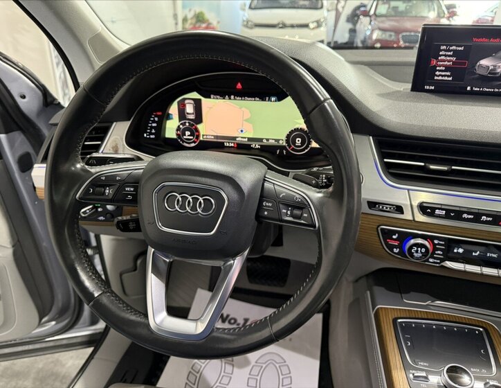 Audi Q7 SUV / Terénní 3,0 l 200 kw