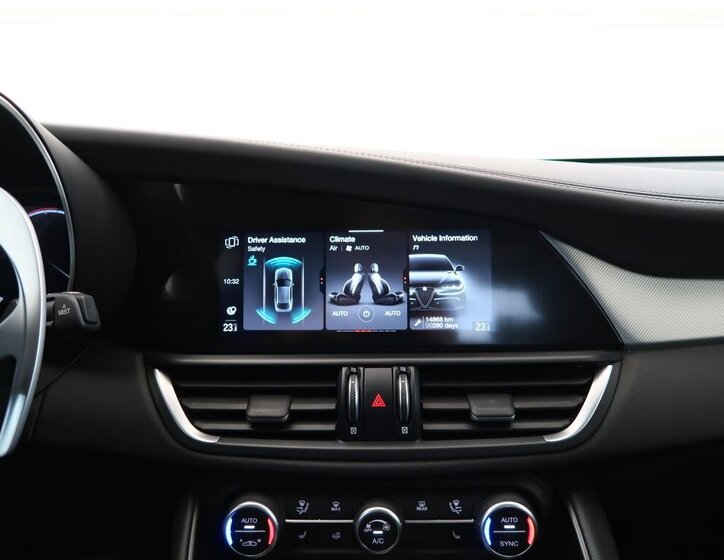 Alfa Romeo Giulia Sedan 2,0 l 206 kw