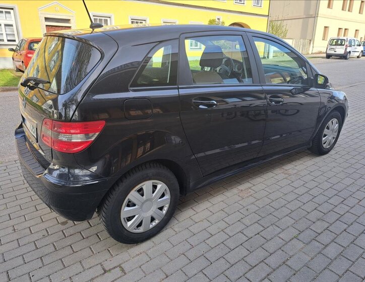 Mercedes-Benz Třídy B MPV 1,7 l 85 kw