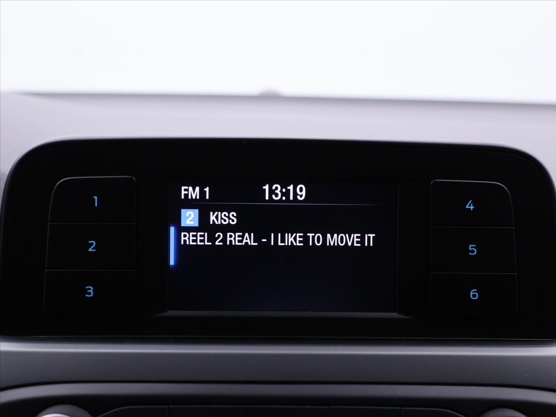 Ford Focus Kombi 999,0 74 kw