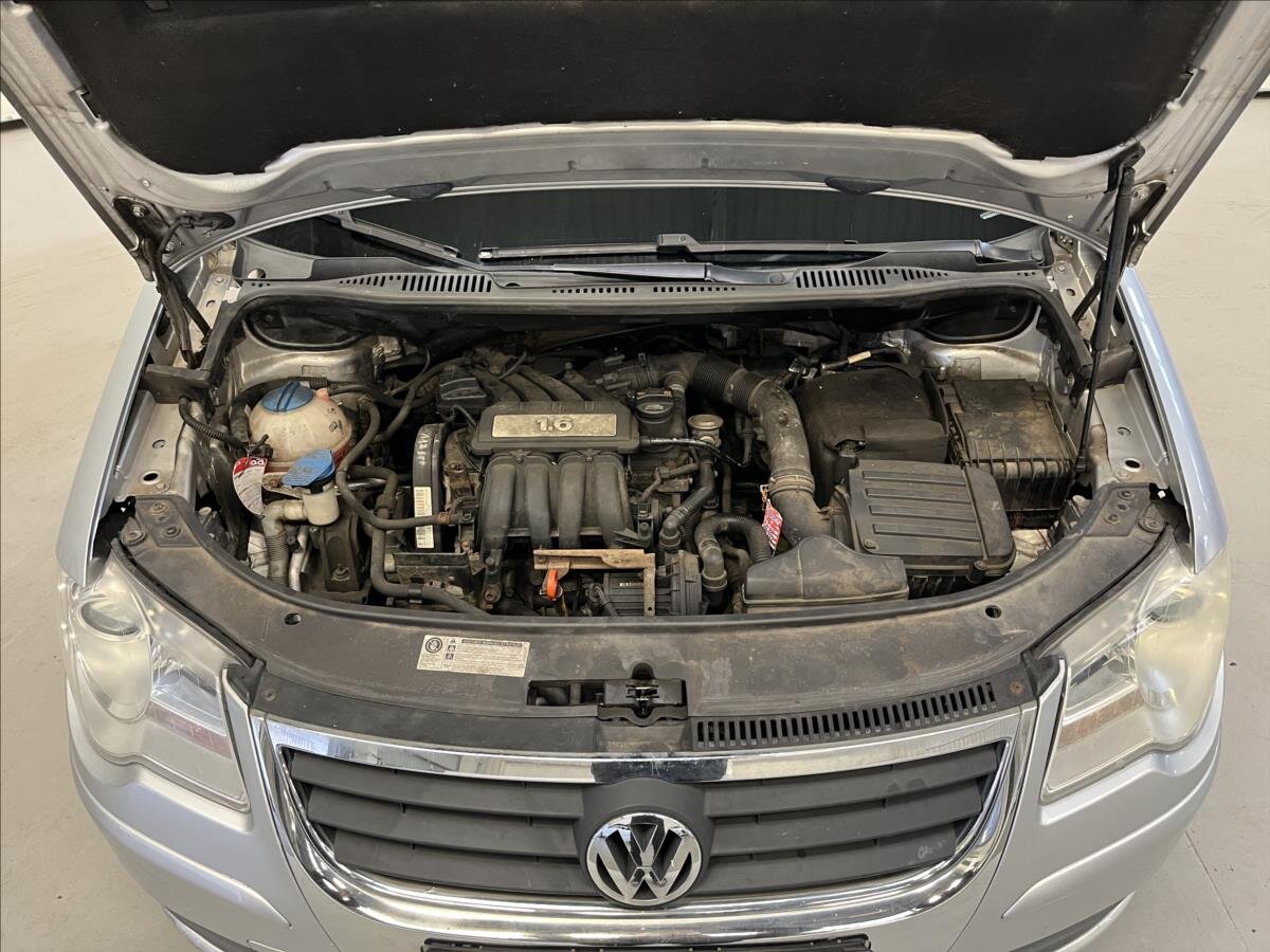 Volkswagen Touran MPV 1,6 l 75 kw