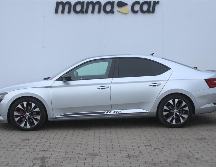 Škoda Superb 4