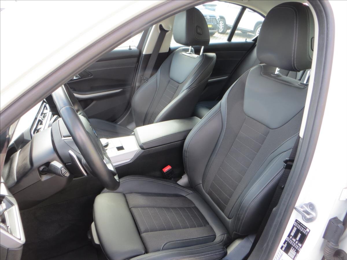 BMW Řada 3 Sedan / Limuzína 2,0 l 115 kw