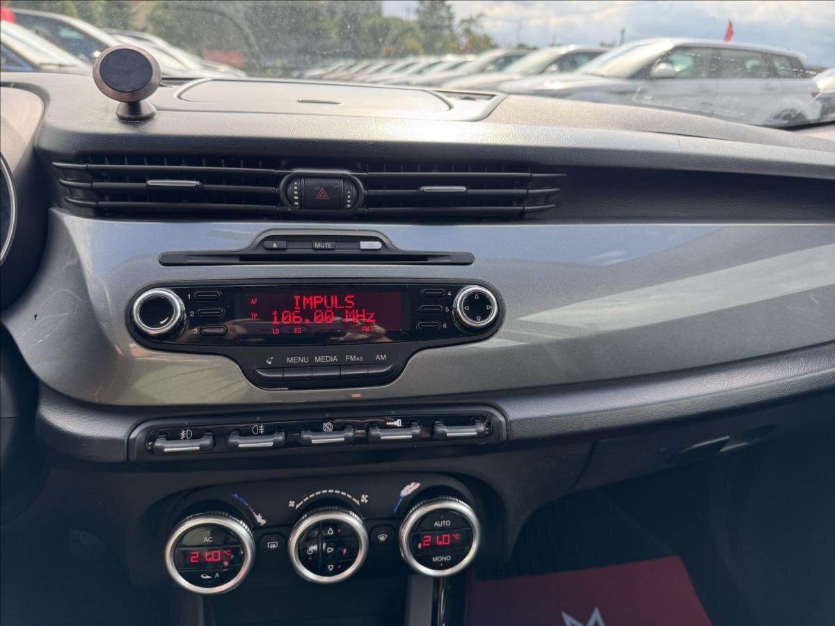 Alfa Romeo Giulietta Hatchback 1,6 l 77 kw