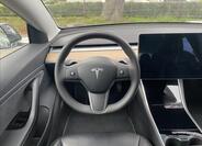 Tesla Model 3 17