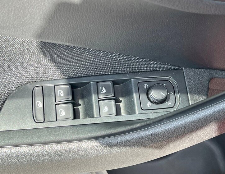 Škoda Scala Hatchback 1,0 l 85 kw