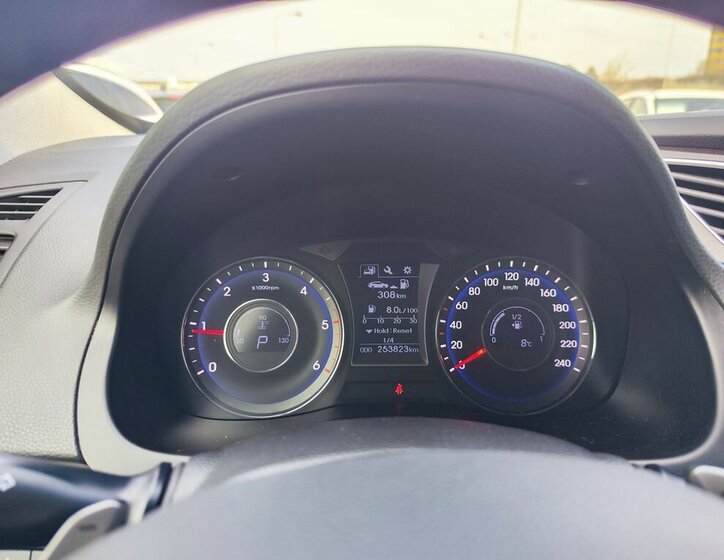 Hyundai i40 Kombi 1,6 l 100 kw