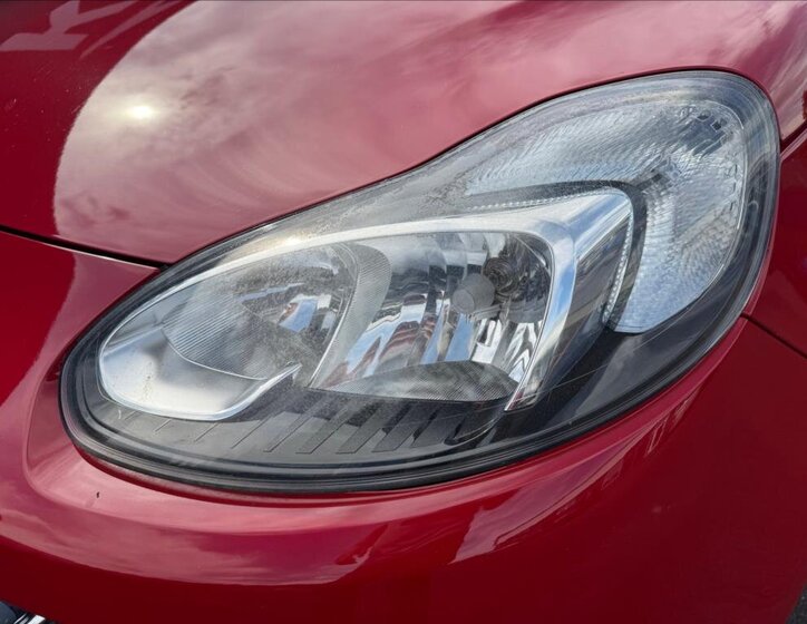 Opel Adam Hatchback 1,4 l 64 kw