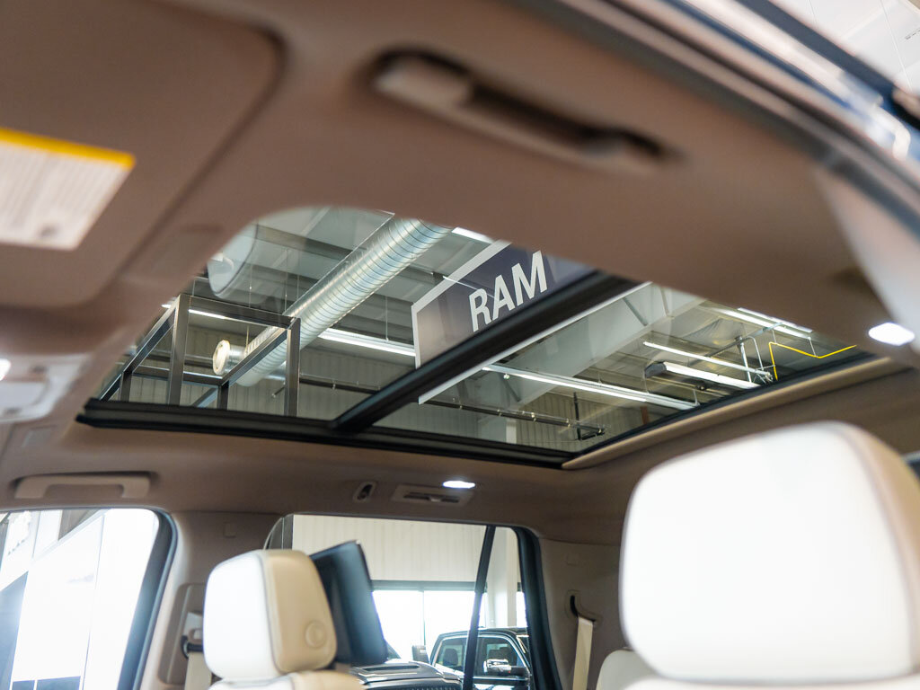 GMC Yukon SUV 6,2 l 313 kw