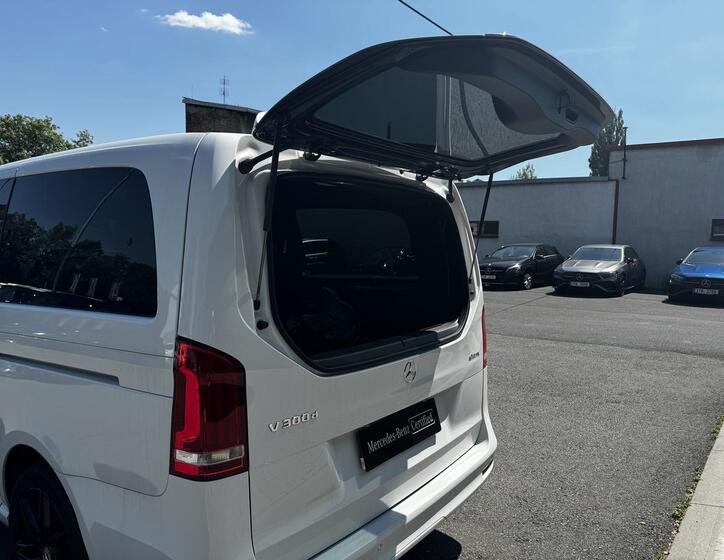 Mercedes-Benz Třídy V 14