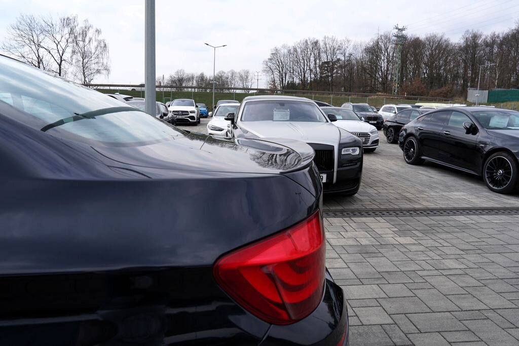 BMW Řada 5 Sedan / Limuzína 3,0 l 190 kw