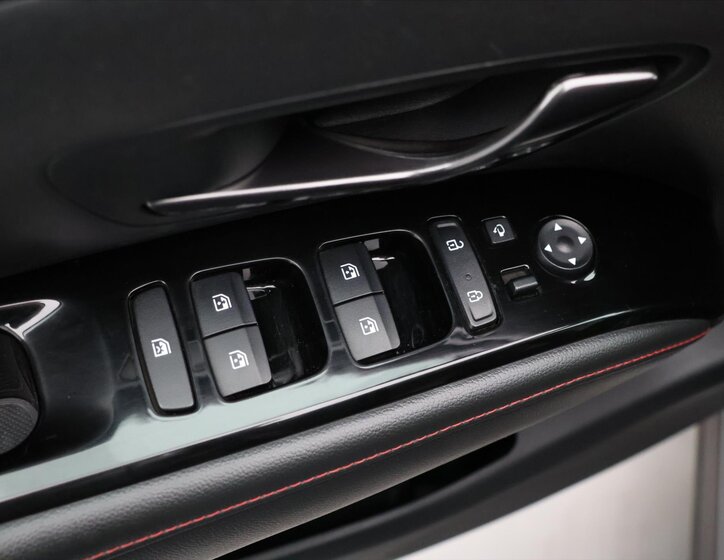 Hyundai Tucson SUV / Terénní 1,6 l 110 kw