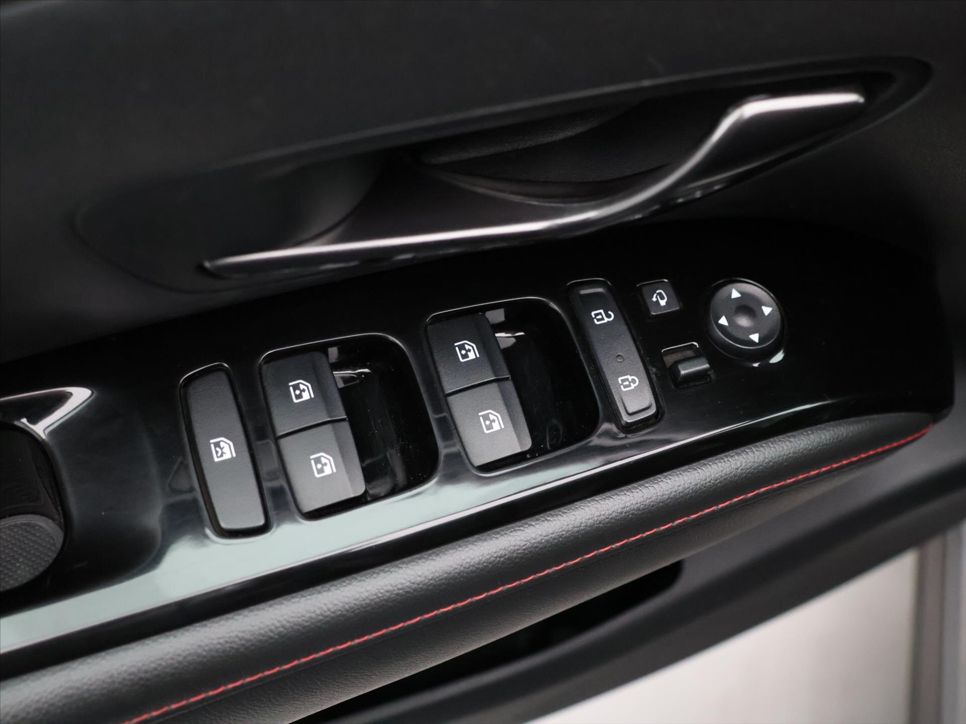 Hyundai Tucson SUV / Terénní 1,6 l 110 kw