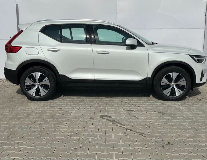 Volvo XC40 18