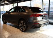 Audi Q8 SUV 3,0 l 210 kw
