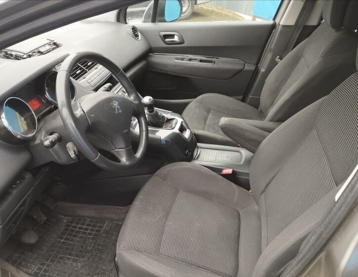 Peugeot 5008 Kombi 1,6 l 82 kw