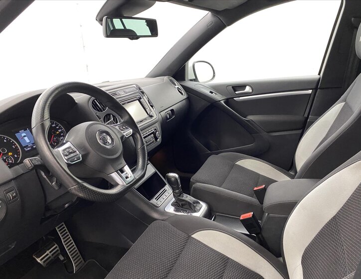 Volkswagen Tiguan SUV 2,0 l 103 kw