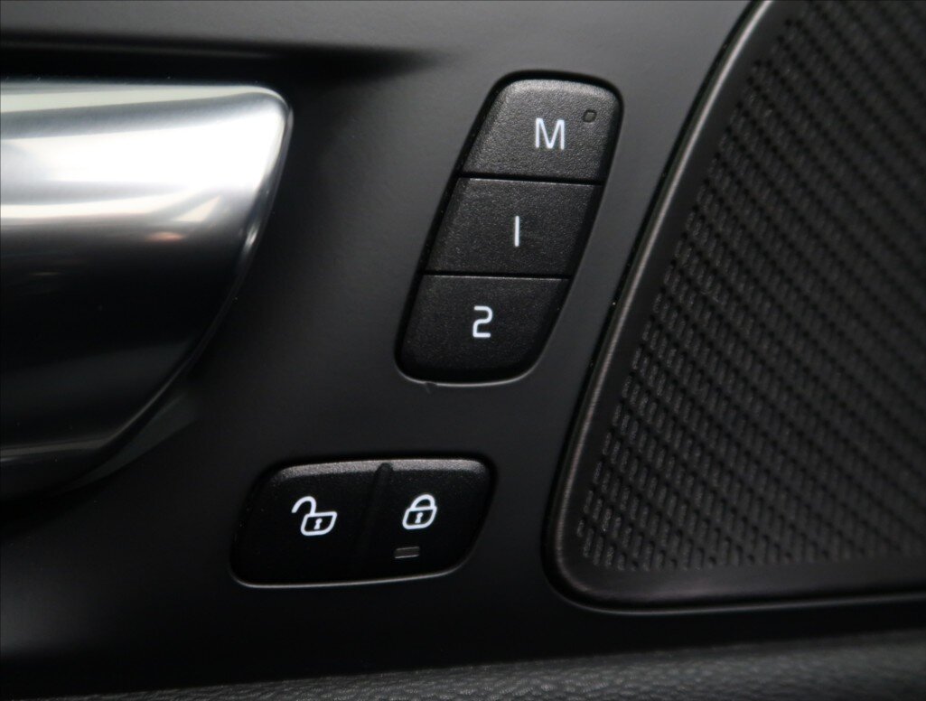 Volvo V60 Kombi 2,0 l 140 kw