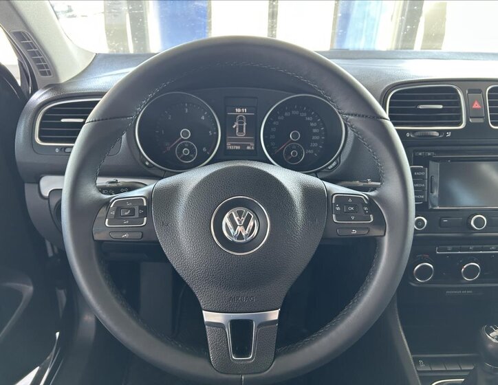 Volkswagen Golf Kombi 1,6 l 77 kw