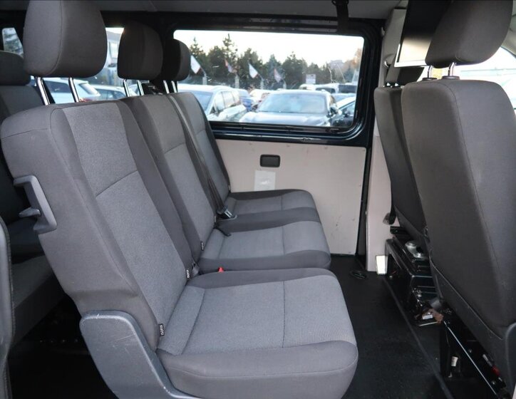 Volkswagen Transporter 20