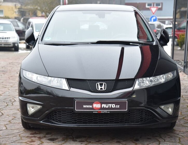Honda Civic Hatchback 1,8 l 103 kw