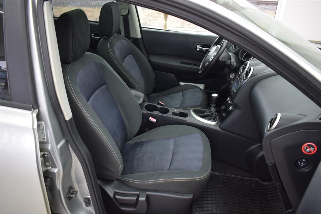 Nissan Qashqai SUV 2,0 l 104 kw