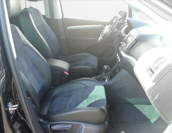 Volkswagen Sharan MPV 2,0 l 103 kw