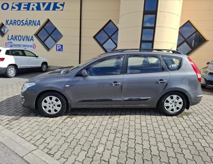 Hyundai i30 Kombi 1,6 l 84 kw