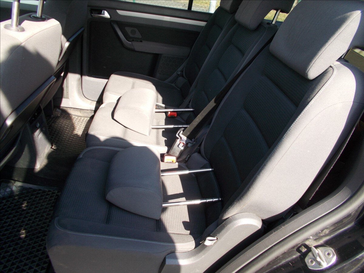 Volkswagen Touran MPV 1,9 l 77 kw