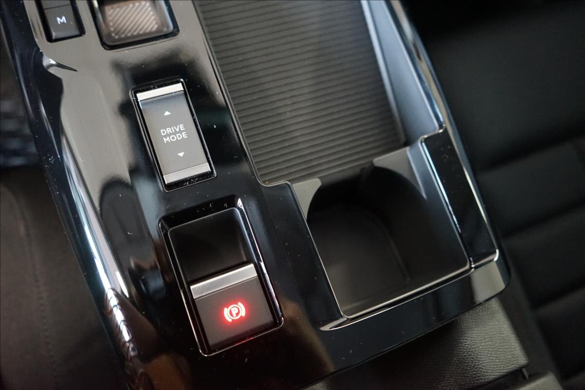 Citroën C5 Aircross SUV 1,2 l 100 kw