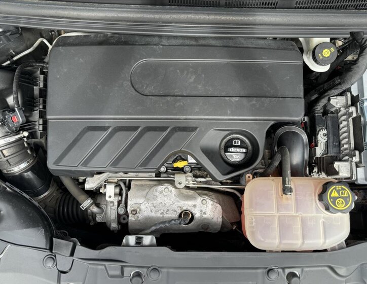 Opel Mokka SUV / Terénní 1,6 l 81 kw