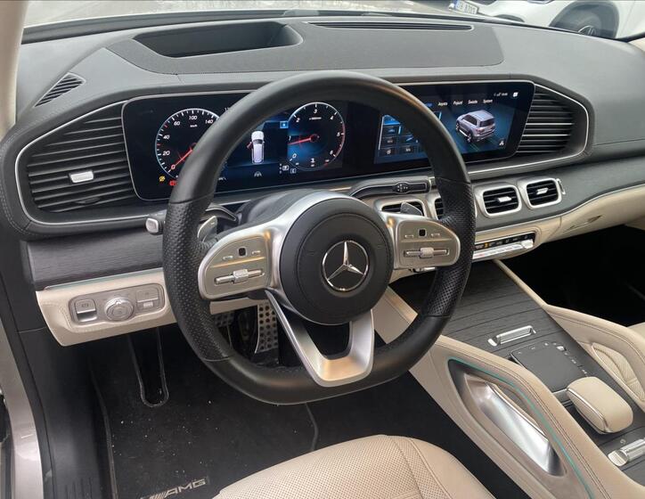 Mercedes-Benz GLS 10