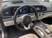 Mercedes-Benz GLS 10